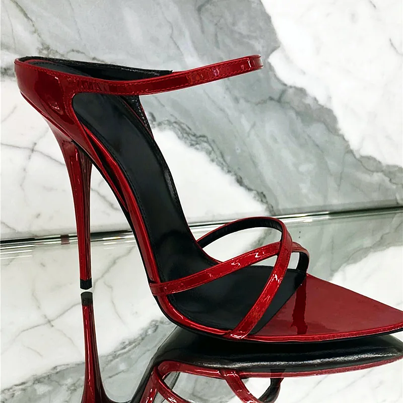Punta delgada de tacón zapatos de tacón alto, charol rojo con la mitad de arrastre dedo del pie abierto sexy sandalias de tacón alto