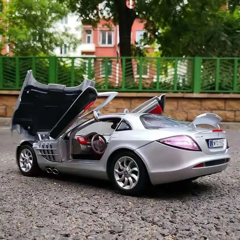 1:12 Mercedes Benz SLR McLaren de Alta Simulación Diecast Automóvil de Metal de Aleación Modelo de Coche Juguetes para los Niños de Regalo de Colección