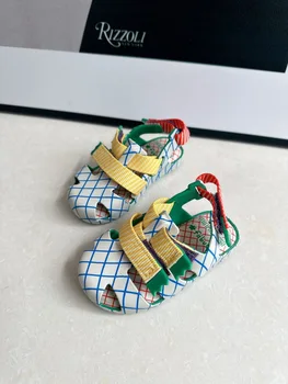Mini Melissa 2023 Niños, Sandalias Niñas y Niños' Jalea Zapatos de colores Hueco Ligero de Lona Botón de Zapatos de Playa