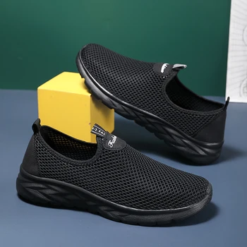 Verano Nuevas Llegadas de los Hombres Zapatos de Malla Transpirable Zapatillas Hombre al aire libre Comodidad Ligera Macho Zapatillas de deporte Tendencia Slip-on